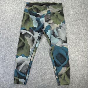 Calvin Klein Performance Leggings Womens Large Green Camo Capri Nylon Wick Yoga
